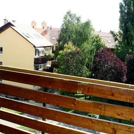 Apartment F&m Eger